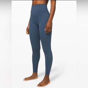 Lululemon Extra High Rise Full on Luxtreme WunderUnder EUC